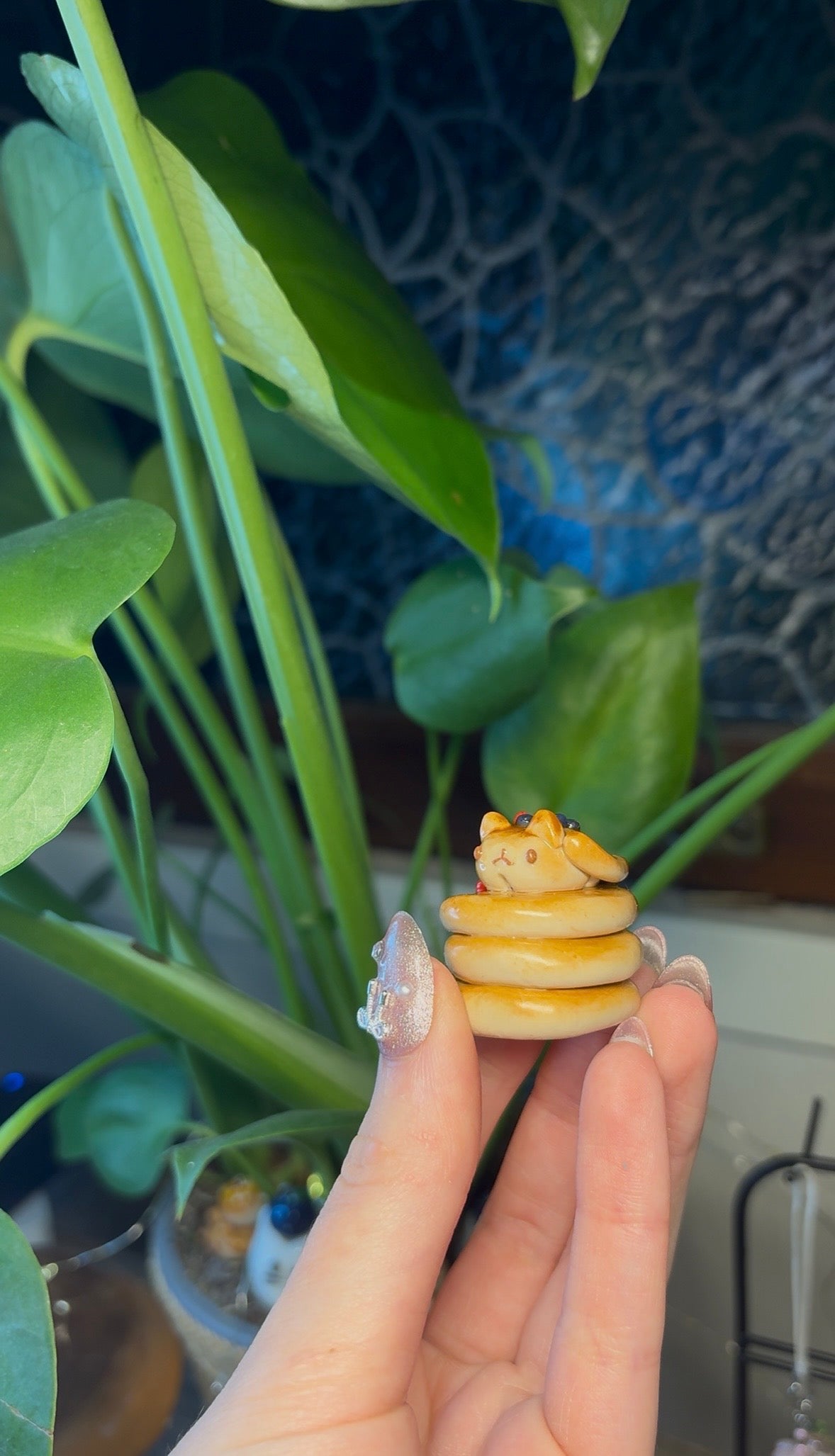 Pannukakkukissa -magneetti